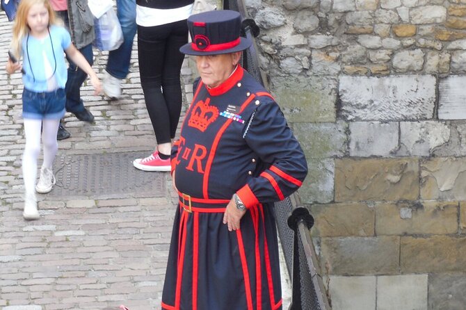 Private Tour: Tower of London with Private Guide - Tower Bridge views at the end of the route