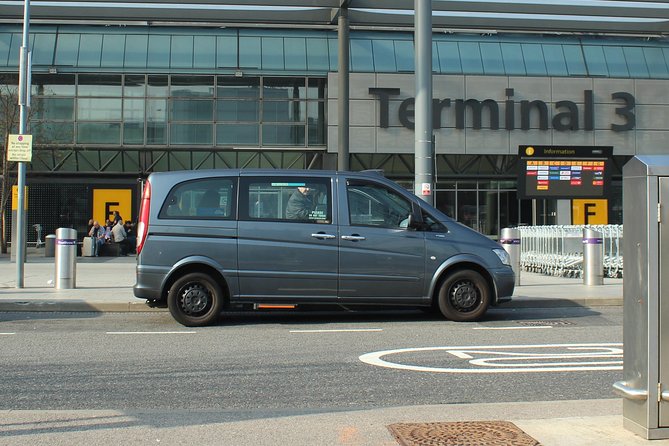 Private Transfer Arrival or Departure Heathrow Airport/ London - Driver service, communication, and small details