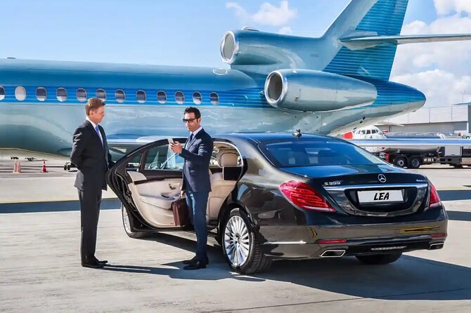 Private Transfer City Center To or From Heathrow Airport - Arriving at Heathrow with a private pickup