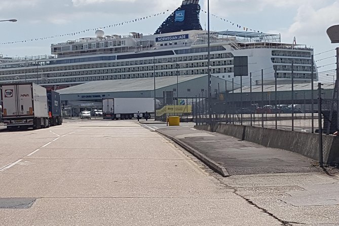 Private Transfer: Heathrow Airport to Southampton Cruise Terminal - Arriving at Southampton Cruise Port