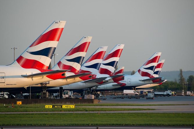 Private Transfers between Heathrow Airport & Southampton Port - Meeting your driver inside Heathrow arrivals
