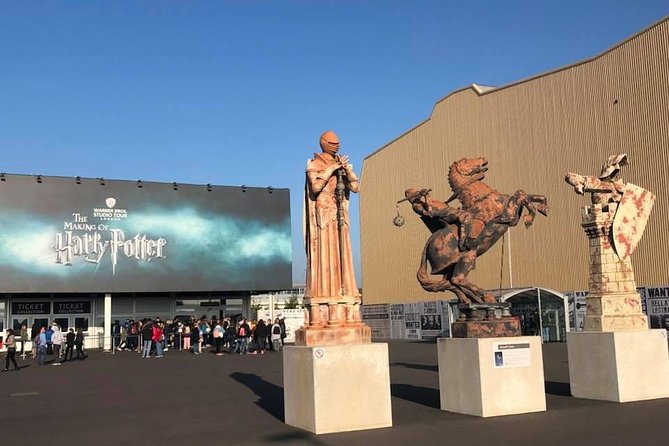 Private Transfers between London & Harry Potter Warner Studio - Why this transfer makes the Harry Potter day easier