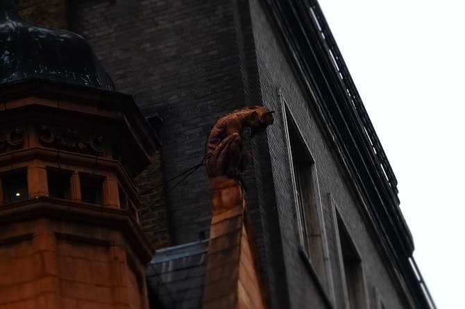 Private Walking Tour: Essential London and Hidden Gems - St. Paul’s, Sherlock Holmes, and the City of London