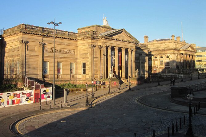 Private Walking Tour: Liverpool Highlights, including Cavern Club entry - Starting at St George’s Hall and the Cenotaph