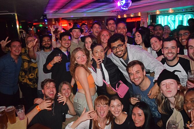 Pub Crawl of Central London - Nightclub crawl or British pub crawl?