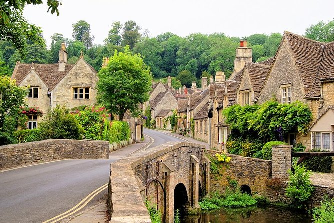 Quintessential Cotswolds Half-Day tour from Bath (for 2-8 guests) - The drive from Bath into the Cotswolds