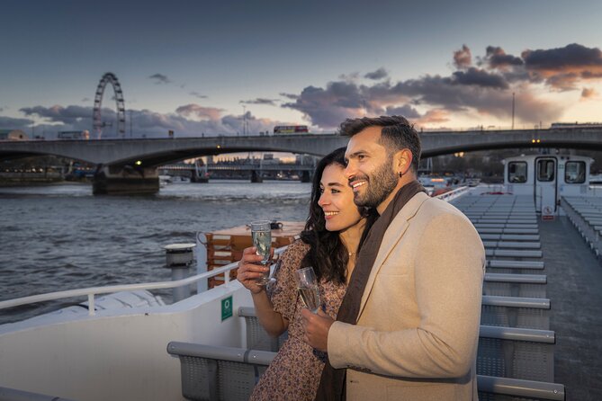 River Thames Evening Cruise with Sparkling wine and Canapés - What this Thames cruise is really like