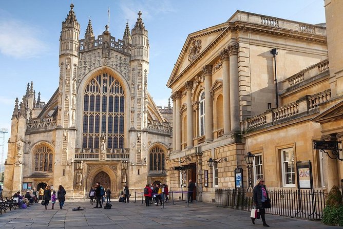 Roman Baths and Bath City Walking Tour - The Roman Baths, hot springs, and museum
