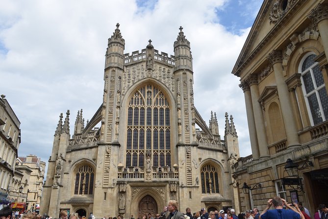 Roman Baths and Bath City Walking Tour - Georgian Bath: the Pump Rooms and Assembly Rooms