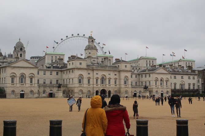 Round-Trip from Stansted Airport to Central London - What this Stansted transfer actually provides