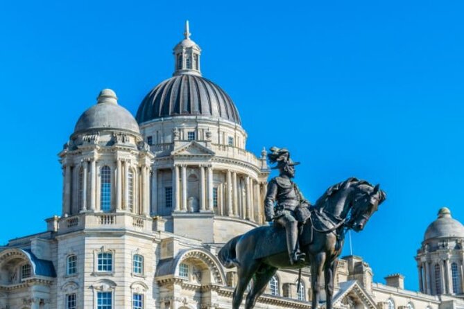 Scouse Safari private 3 hour authentic Liverpool experience - Castle Street, the Town Hall, and Beatlemania