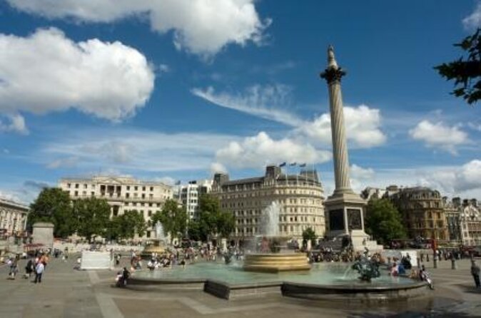 Secret Walking Tour of Central London - Trafalgar Square and the world’s smallest police station