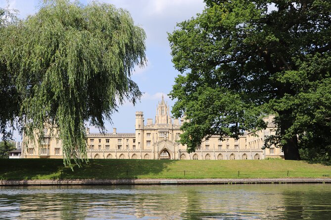 Shared Chauffeured Punt Tour - What the shared seating is really like
