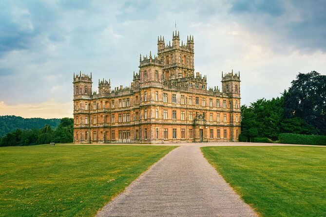 Shared Group Downton Abbey and Highclere Castle Tour from London - Key things to know before you book