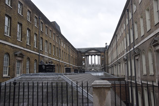 Sherlock Holmes Walking Tour in London - The Diogenes Club and BBC Sherlock