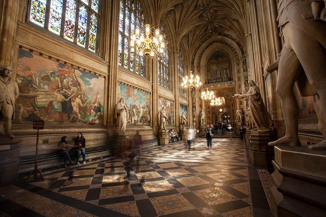 Skip the Line Parliament & Westminster Abbey Fully-Guided Tour - Walking, crowds, and the headsets