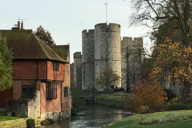 Small-Group City Running Tour in Canterbury - The Marlowe Theatre and Canterbury’s famous playwright
