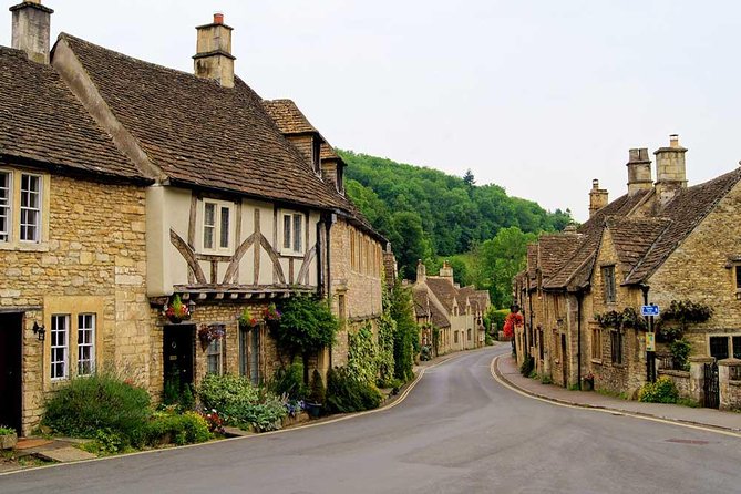 Small Group Cotswolds Village, Stonehenge and Bath Tour from London - Should you book the Stonehenge, Bath, and Castle Combe tour?
