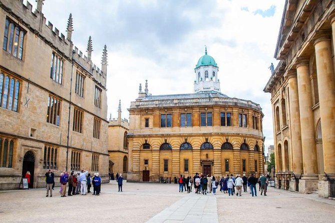 Social Distancing Specialised Oxford University Walking Tour With Student Guides - The History of Science Museum and the Bodleian Library