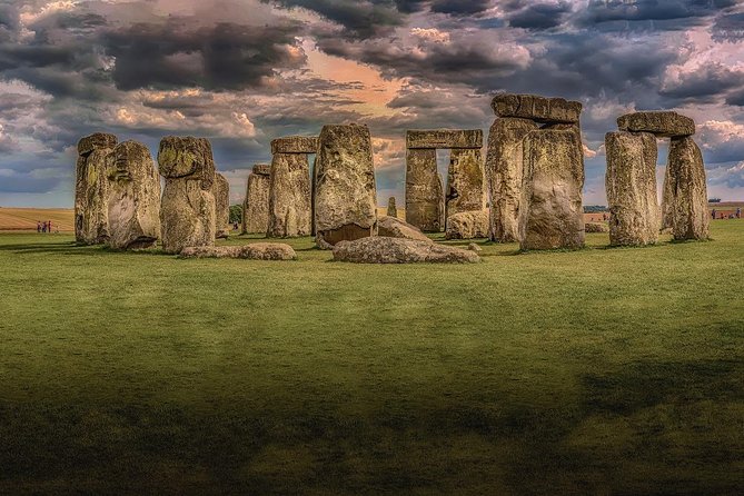 Southampton Pre-Cruise Tour: London to Southampton via Stonehenge - Luggage rules are generous, but not unlimited