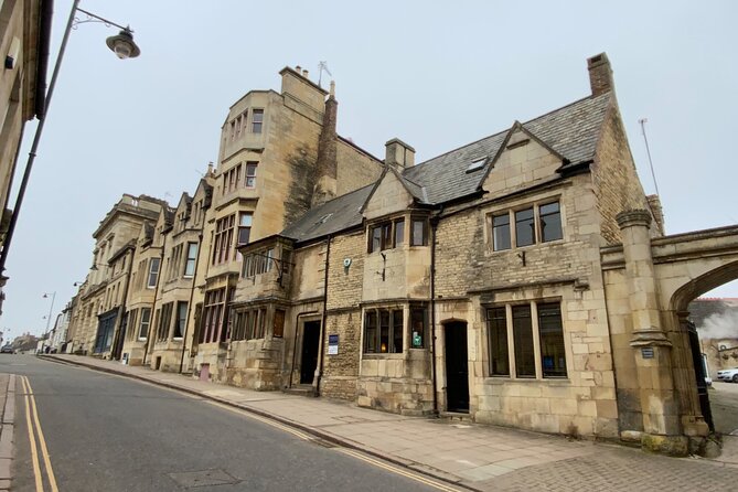 Stamford Town Guided Tours - Why the small group size matters