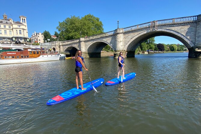 Stand up Paddleboarding on the beautiful Thames at Richmond - What the small group changes