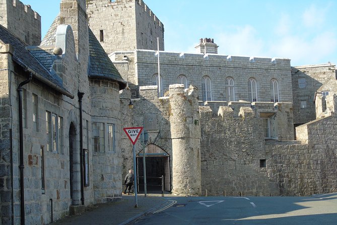 Steam Trains and Castles with qualified Isle of Man Tour Guide - The 9:50 steam train to Castletown