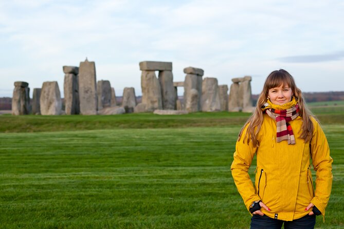 Stonehenge and Bath Day Guided Tour from London - Meeting at Bulleid Way near Victoria