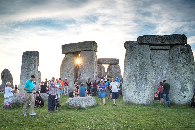 Stonehenge Half-Day Tour from London with Admission - Meeting at Stop 8 on Buckingham Palace Road