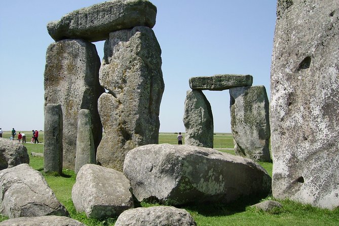 Stonehenge Half-Day Tour from London with Admission - The ride from London to Wiltshire