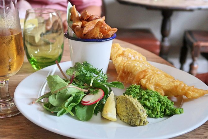 'Stonehenge & Secret England' from Bath for 2-8 curious adventurers - Lunch in a local pub