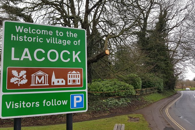 Stonehenge, Windsor Castle and Bath with Pub Lunch in Lacock - What the coach day feels like