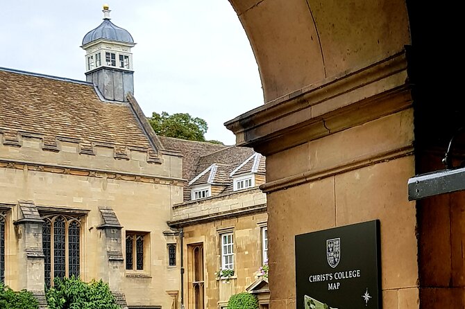 Tangential Cambridge: Group Walking Tour of Sights and Highlights - Starting around Emmanuel College and Cambridge’s old lanes
