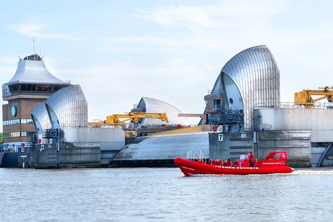 Thames High-Speed Zone Speedboat in London - Is $90.08 good value?