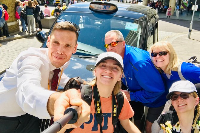 The 6 Hour Private Iconic Black Cab Sightseeing Tour - Westminster brings the grand public buildings together