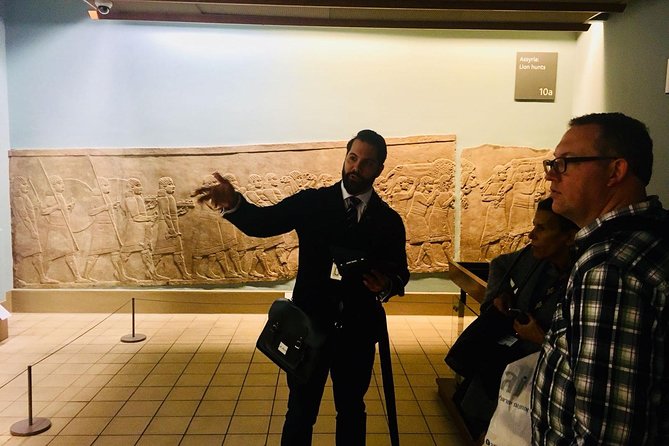 The British Museum London - Exclusive Guided Museum Tour - The Rosetta Stone and the museum’s headline pieces
