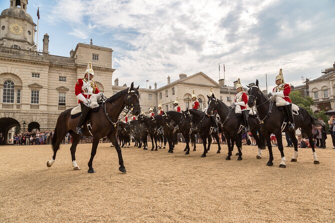 The Changing of the Guard Tour and Buckingham Palace - Westminster Abbey and Parliament Square from outside