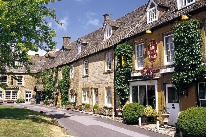 The Cotswolds Tour From Bath (Small group) - The guides make the long day easier