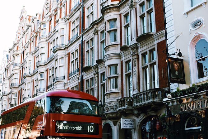 The History of London City Center Exclusive Guided Walking Tour - St. James’s Palace and the royal route