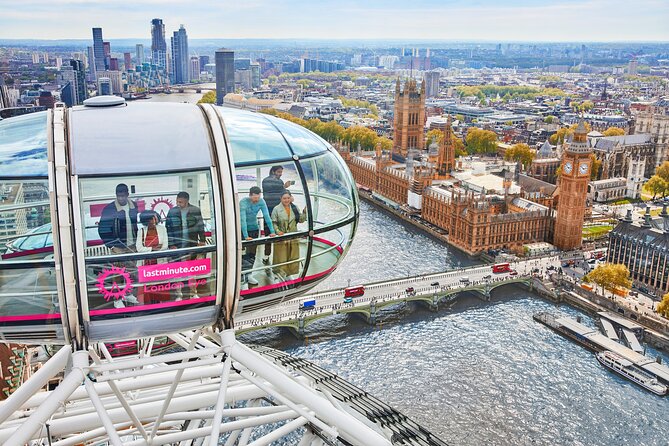 The London Eye Entry Ticket - Boarding the 135-metre wheel