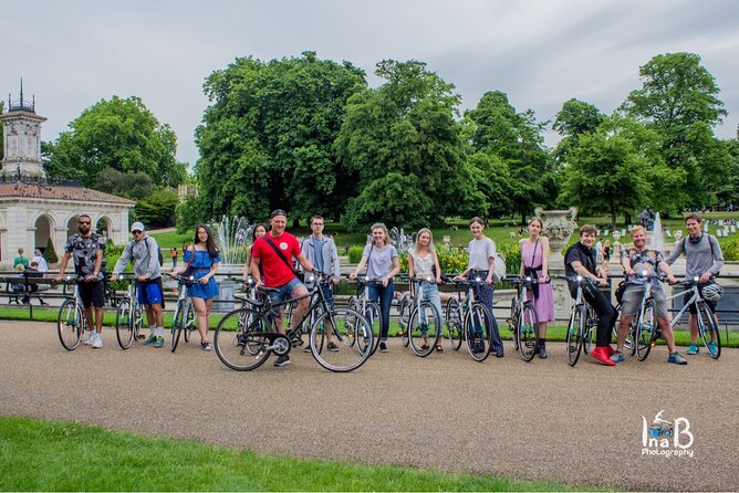 The London Landmarks. 3.5 hour Morning tour - Kensington Palace and Hyde Park: an easy green beginning
