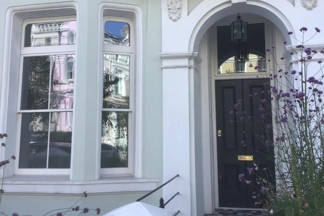 The Notting Hill, Bridget Jones, Love Actually & Four Weddings Tour of London - A smaller Love Actually location in Notting Hill