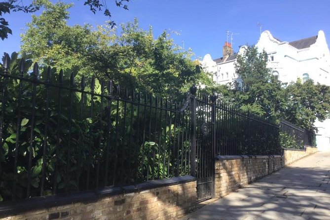 The Notting Hill, Bridget Jones, Love Actually & Four Weddings Tour of London - Walking, the Underground, and the real cost of convenience