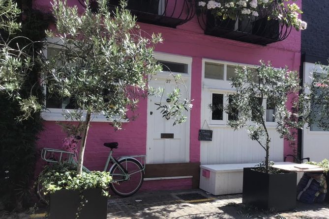 The Notting Hill, Bridget Jones, Love Actually & Four Weddings Tour of London - Starting near London Bridge and finding Bridget Jones