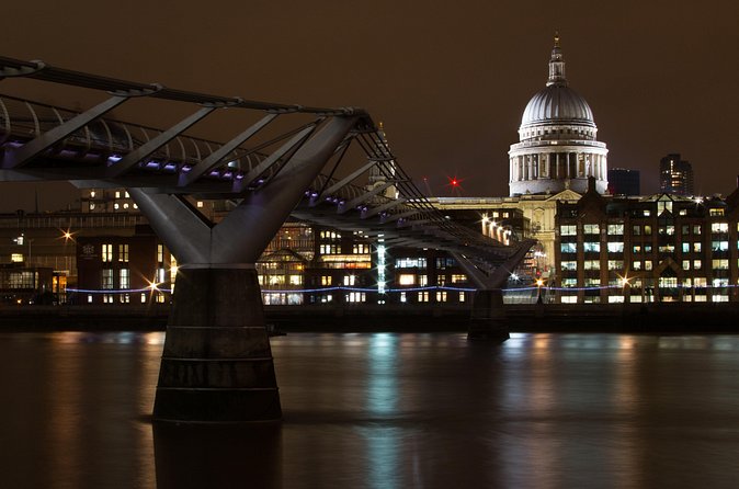 The Oldest Pubs of London (Private tour) - The Seven Stars behind the Royal Courts of Justice