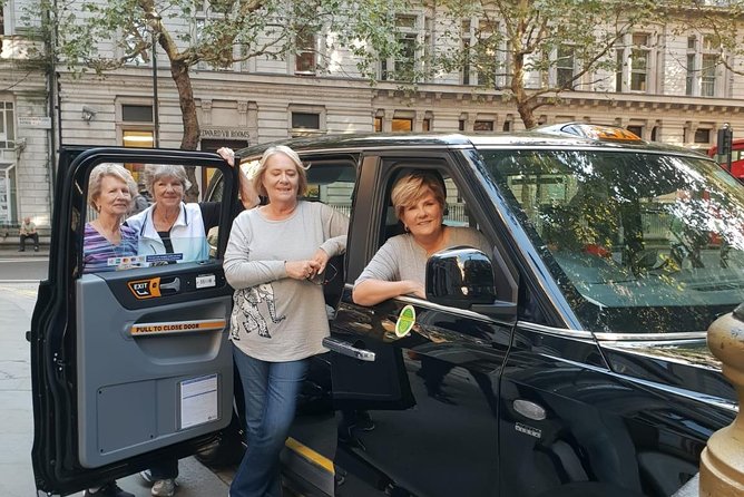 The Premier Classic London: Private 4-Hour Tour in a Black Cab - Trafalgar Square and Piccadilly show London’s public face