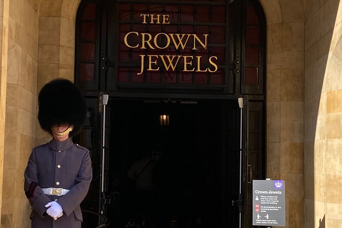 The Tower of London - Small Group Tour with a Local Expert - The White Tower and the Royal Armouries