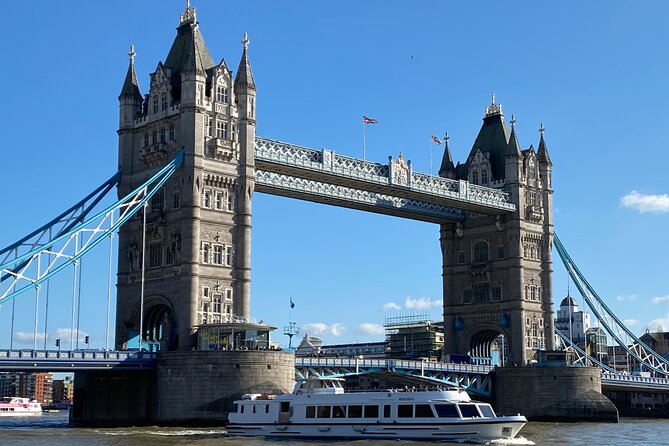 The Tower of London - Small Group Tour with a Local Expert - The Crown Jewels and Coronation Regalia