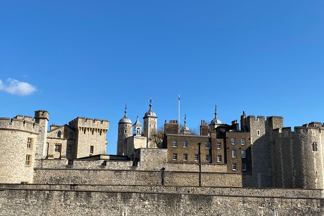The Tower of London - Small Group Tour with a Local Expert - What the guides do best