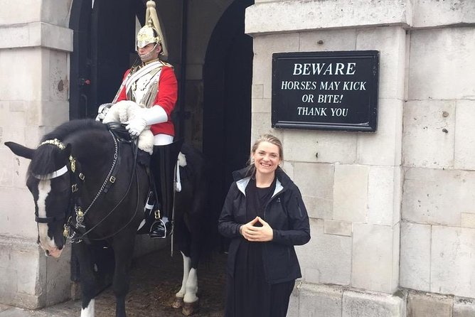 The Ultimate 6-hour Private Tour of London in an Iconic Black Cab - Price, comfort, and who gets the best value